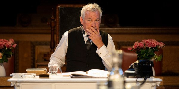 Simon Dutton in Witness For The Prosecution (Photo: Ellie Kurttz)